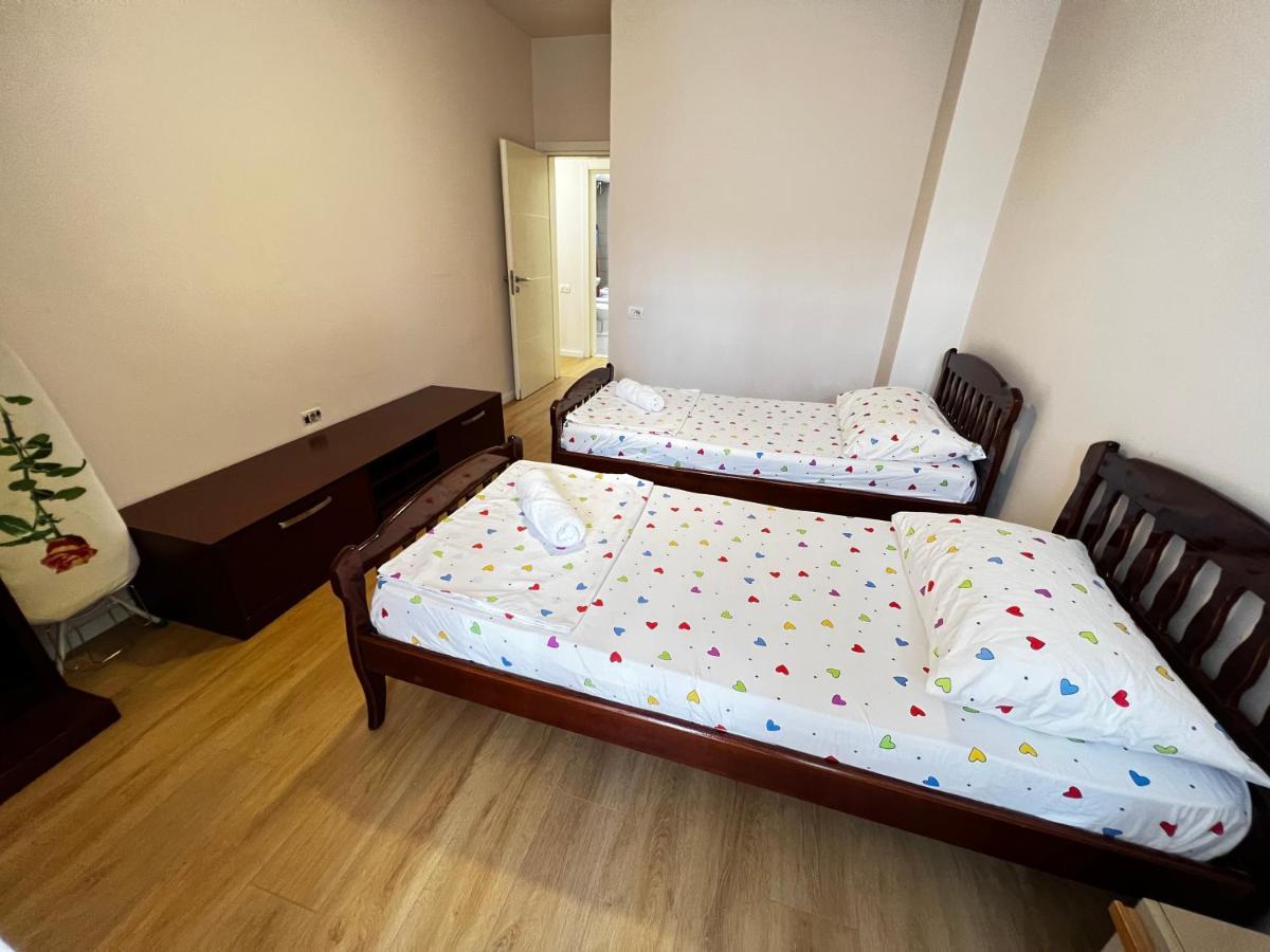 City Centre Apartments Tirana Buitenkant foto