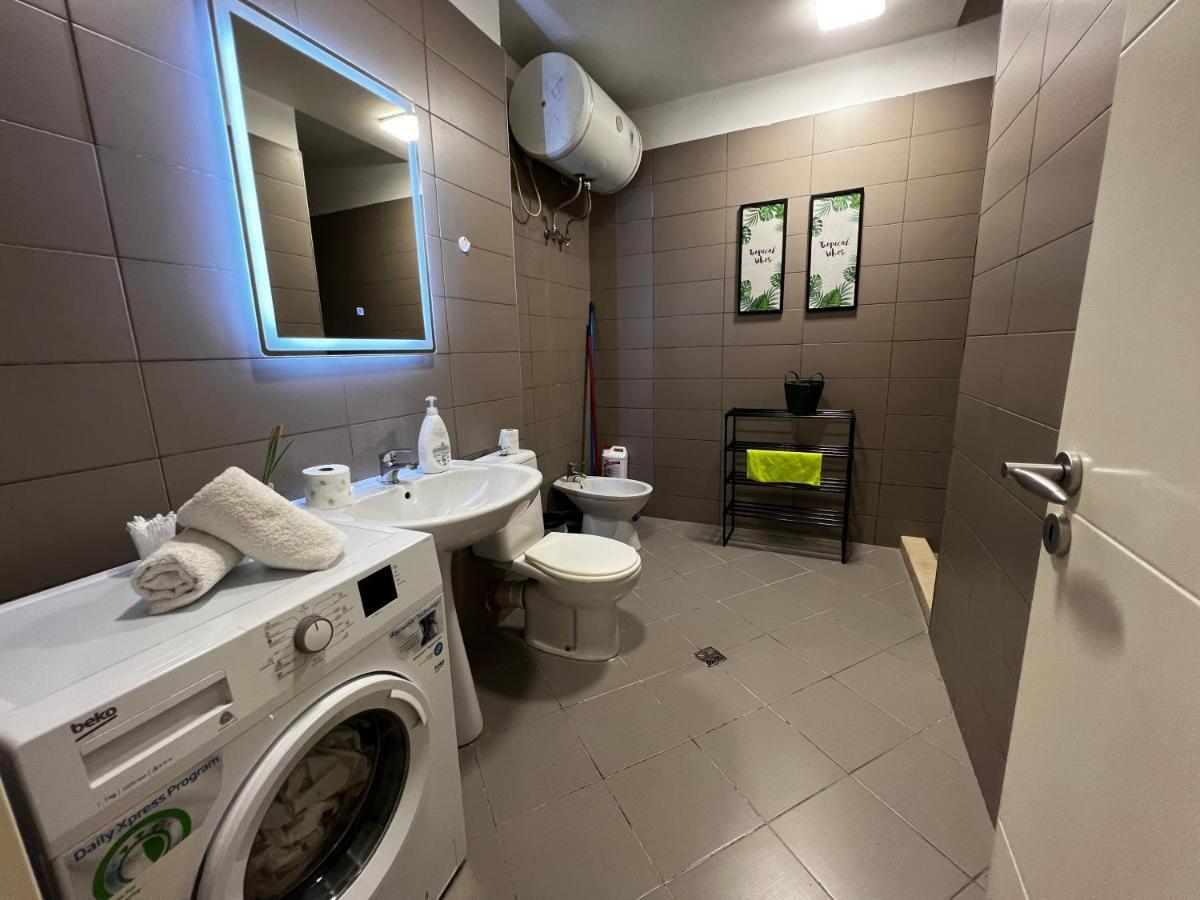 City Centre Apartments Tirana Buitenkant foto