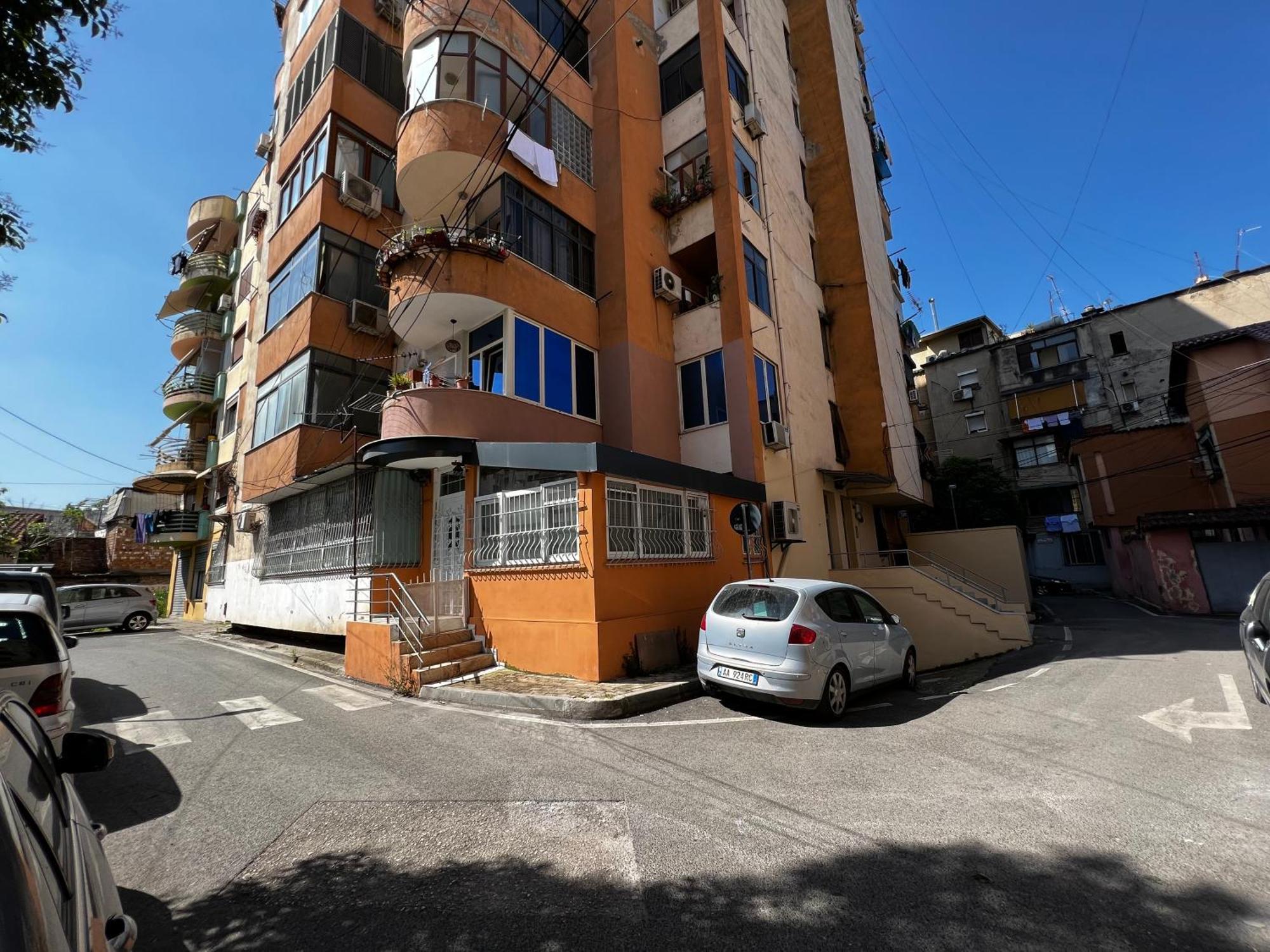City Centre Apartments Tirana Buitenkant foto
